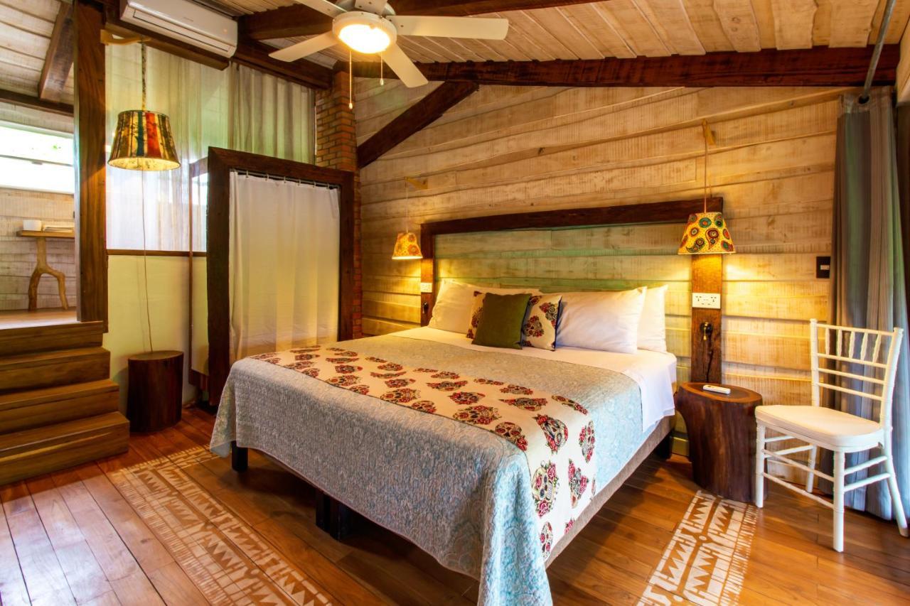 Latica Lodge Playa Negra Ngoại thất bức ảnh