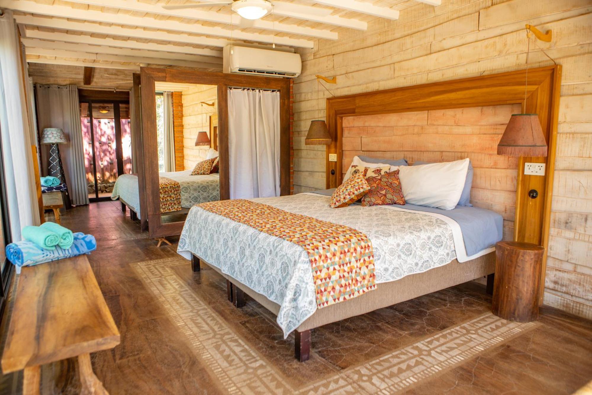 Latica Lodge Playa Negra Ngoại thất bức ảnh